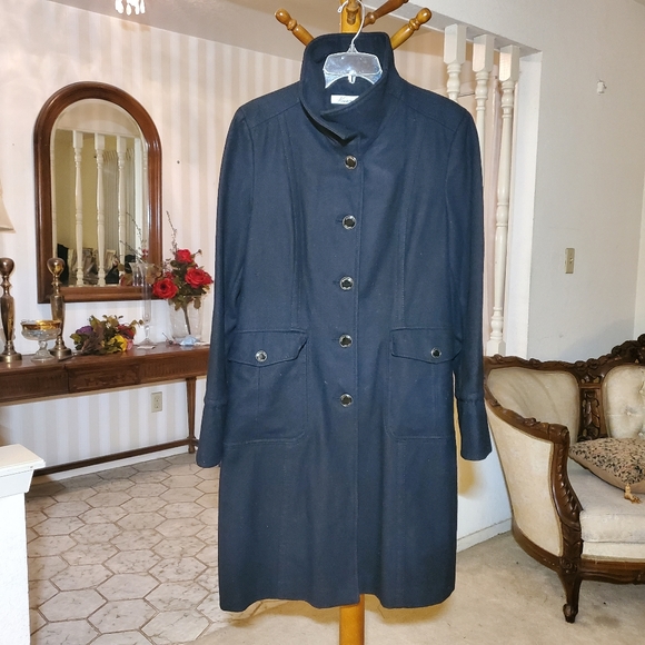 Kenneth Cole Coat - Picture 3 of 10